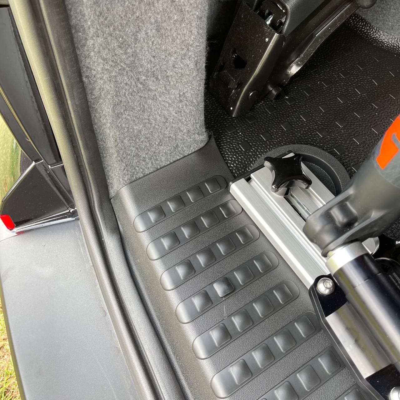 VW T6 V3 Barndoor Threshold Cover + Side Step