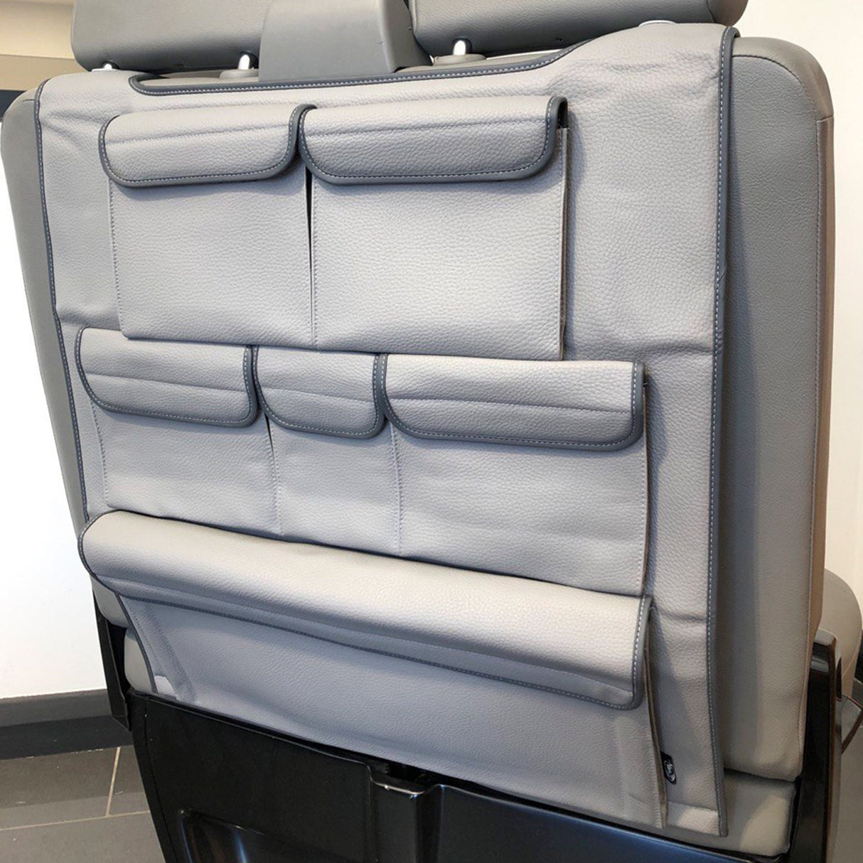 VW T5, T5.1 Transporter Seat Dùbailte Eagraiche Seat Cùil Leatherette