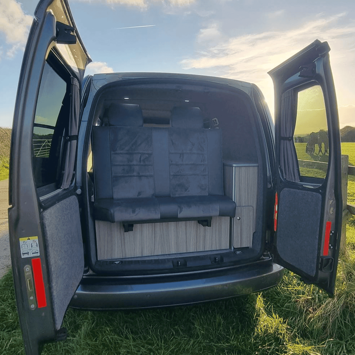 VW Caddy Premium 1 x Barndoor Window Curtains Van-X