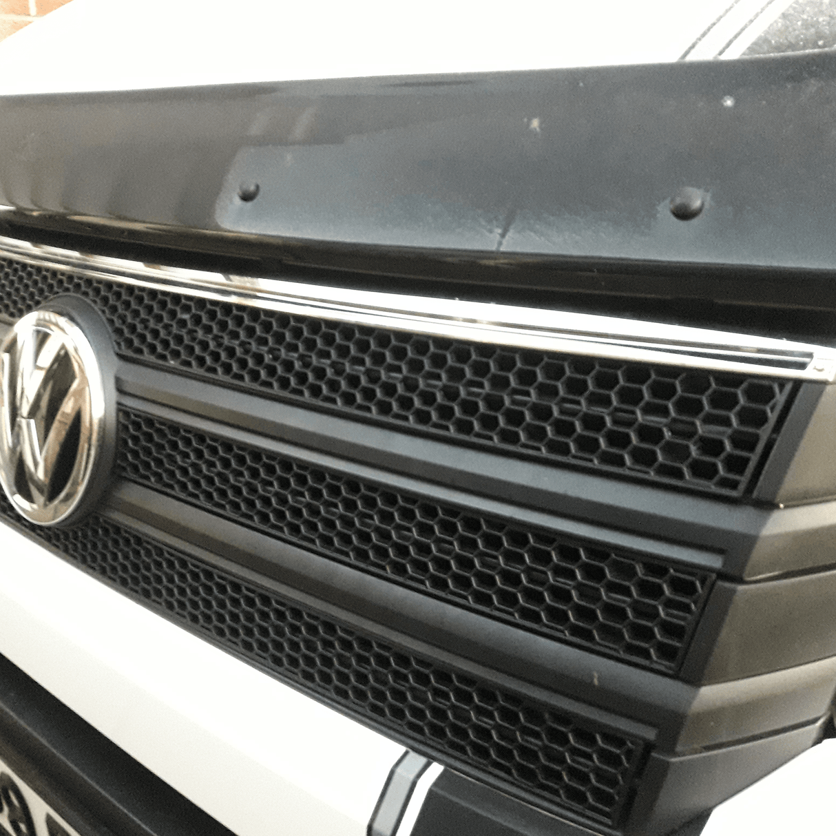 For VW Crafter New Shape Honeycomb Grille Inserts