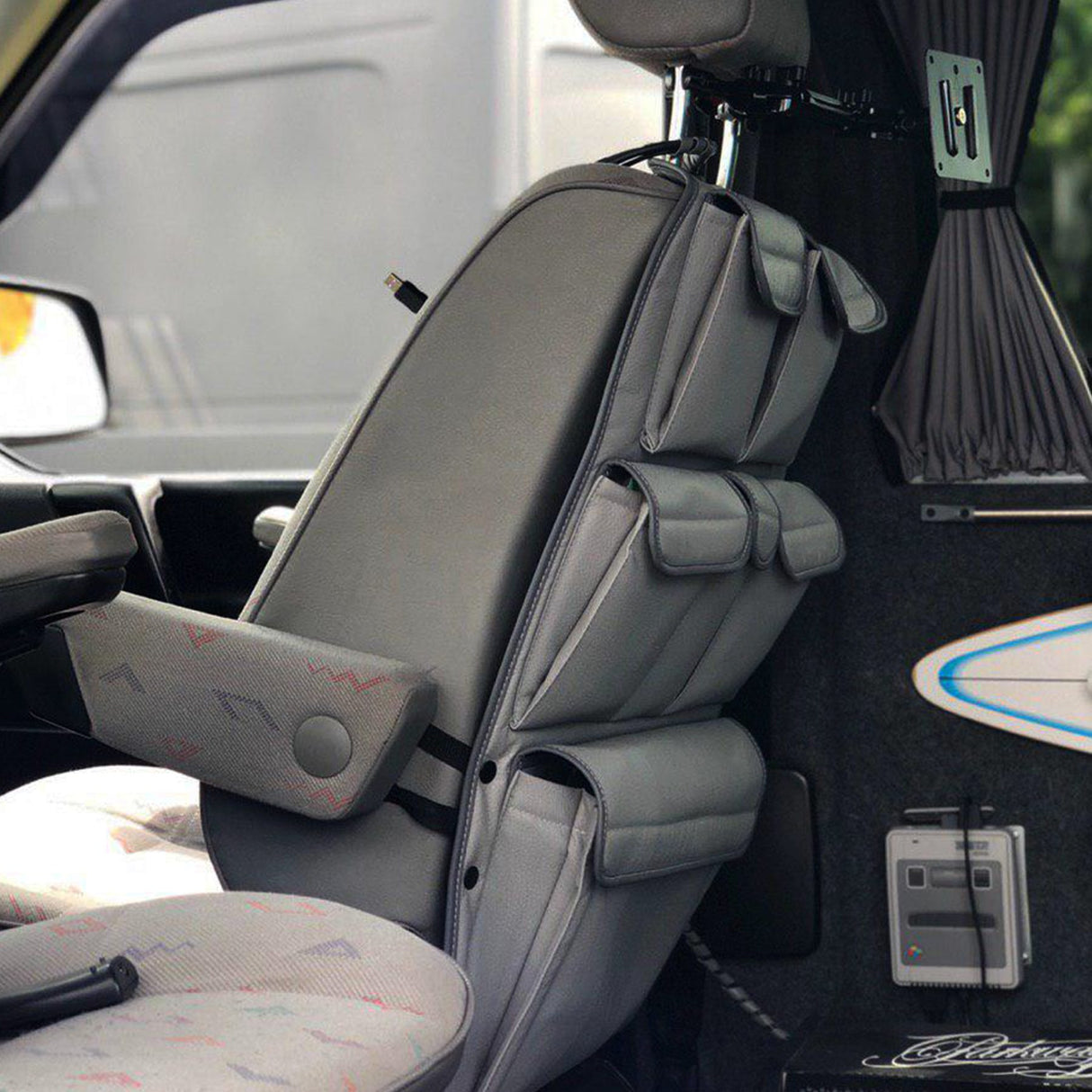 VW T4 Transporter Caravelle Campervan Singilte / Caiptean Seat Leatherette Back Seat Eagraiche Stòradh