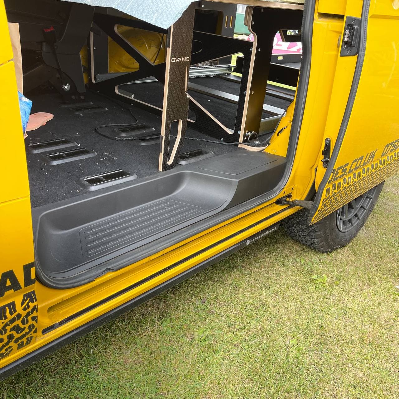 VW T5, T5.1 Transporter Side Loading Door Step V3 17mm Extra Deep with Storage Compartment (B-Grade)