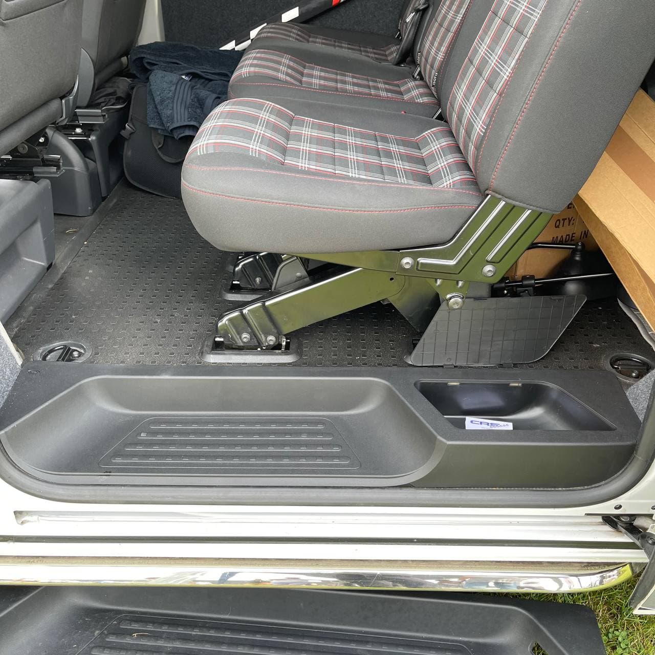 VW T5, T5.1 Transporter Side Loading Door Step V3 17mm Extra Deep with Storage Compartment (B-Grade)