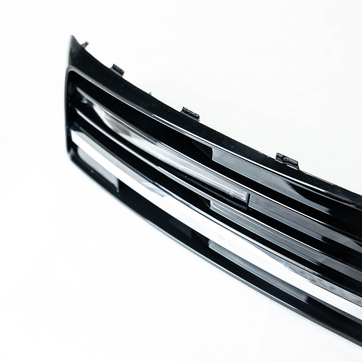 VW T6 Transporter Light-bar DRL Kit (Gloss Black) Suitable for Highline and Sportline Bumper Ideal MOD